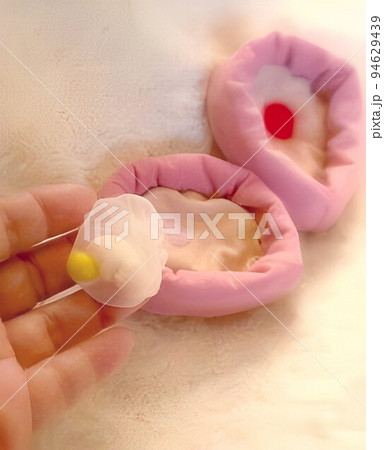 小さな命は今、懸命に生きようとしています 妊娠第7週のころ 小さな命は今、懸命に生きようとしています 妊娠第7週のころ 94629439
