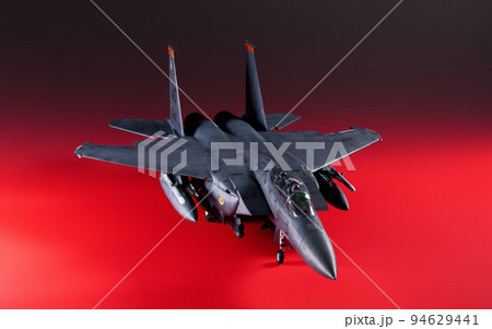 プラモデル 1/32scale マクドネル・ダグラス F-15E ストライクイーグル 赤バック 94629441