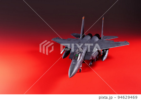 プラモデル 1/32scale マクドネル・ダグラス F-15E ストライクイーグル 赤バック 94629469
