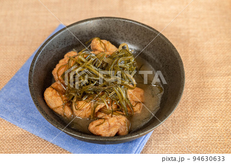 干し揚げと昆布の煮物 干し揚げと昆布の煮物 94630633