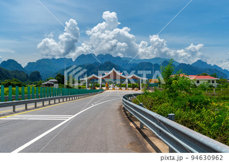 Vang vieng, Laos - Jul 20, 2022 Vang vieng, Laos - Jul 20, 2022 94630962