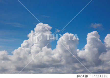 真夏の入道雲 94631550