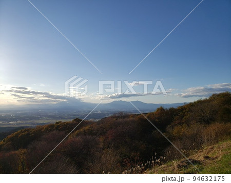 秋の栃木県大田原市の御亭山展望台から眺める夕暮れ【11月】 94632175