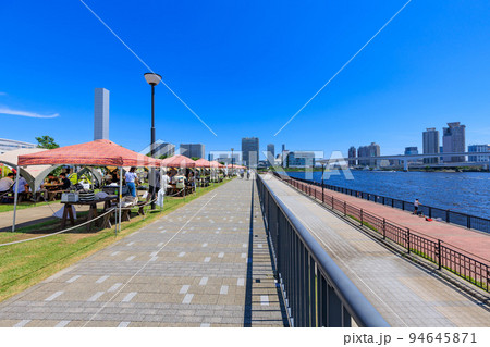 東京　江東区豊洲にある豊洲ぐるり公園　BBQ広場 94645871