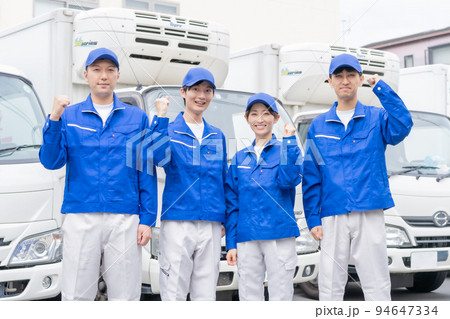 元気のある引越業者のチーム 元気のある引越業者のチーム 94647334