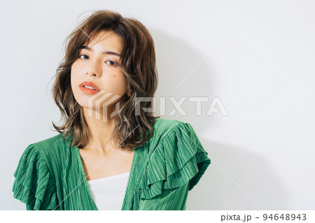 ヘアスタイル　ビューティー　ファッション 94648943