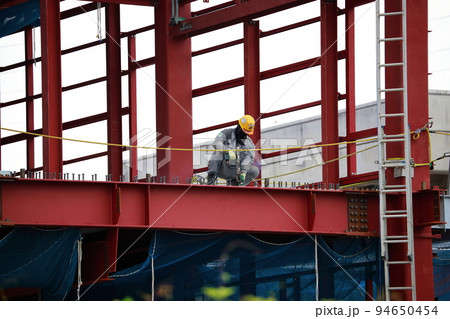 建物 ボルト締め作業 建物 ボルト締め作業 94650454