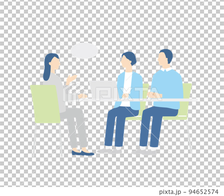 相談をするシニア夫婦と女性スタッフ 相談をするシニア夫婦と女性スタッフ 94652574