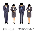 スーツで深くお辞儀をする男女全身 94654307