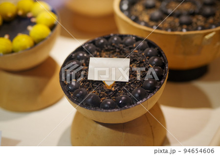 日本の伝統的な打ち上げ花火の構造 日本の伝統的な打ち上げ花火の構造 94654606