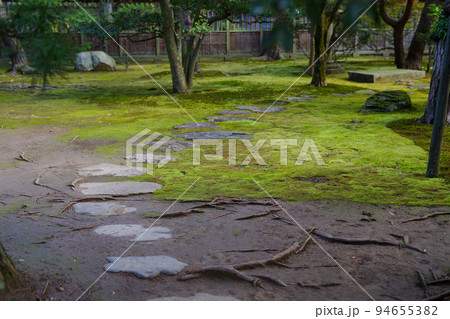 石川県金沢市の兼六園の成巽閣 94655382