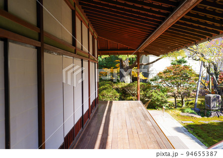 石川県金沢市の兼六園の成巽閣 94655387