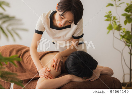 メンズエステ　ボディケアイメージ 94664149