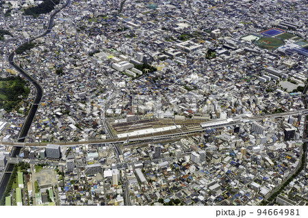 東急東横線の元住吉駅付近を空撮 東急東横線の元住吉駅付近を空撮 94664981
