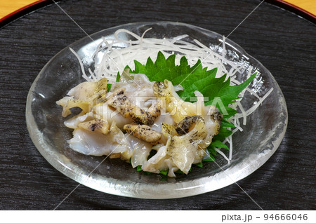 真つぶの刺身 94666046