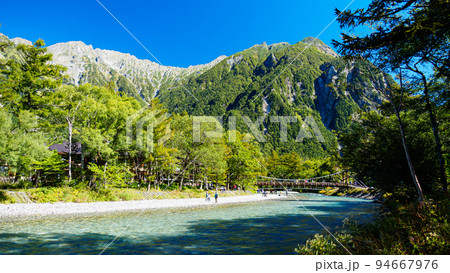初秋の上高地 94667976