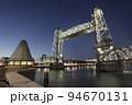 Old railroad bridge De Hef in Rotterdam 94670131