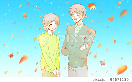笑顔のおじいさんとおばあさん　紅葉 94671159