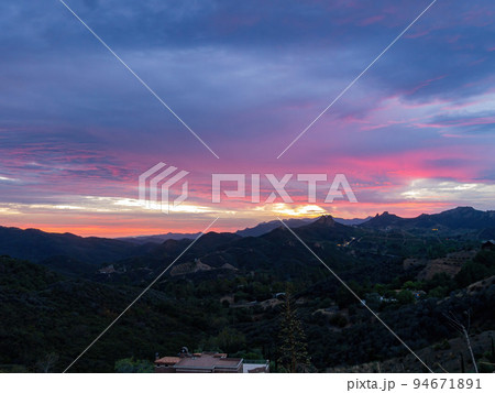 Sunset afterglow over Topanga State Park Sunset afterglow over Topanga State Park 94671891