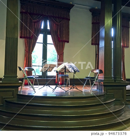 【千葉県印旛郡栄町】旧学習院初等科正堂で開催された音楽会 【千葉県印旛郡栄町】旧学習院初等科正堂で開催された音楽会 94673376