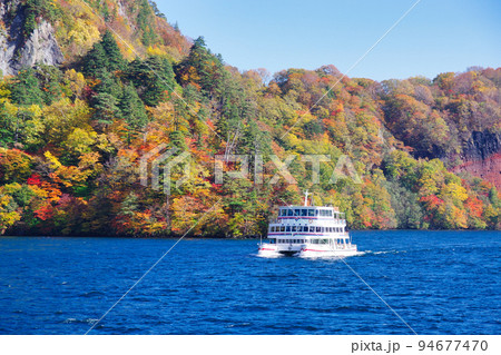 十和田湖 秋の風景 十和田湖 秋の風景 94677470