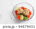 夏野菜と肉団子のマリネ 94679431
