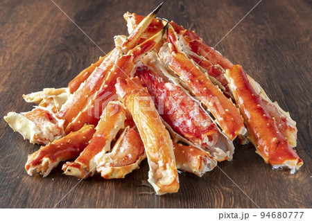 新鮮で美味しいタラバガニ 新鮮で美味しいタラバガニ 94680777