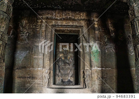 アウランガーバード石窟群 インド アウランガーバード石窟群 インド 94683391