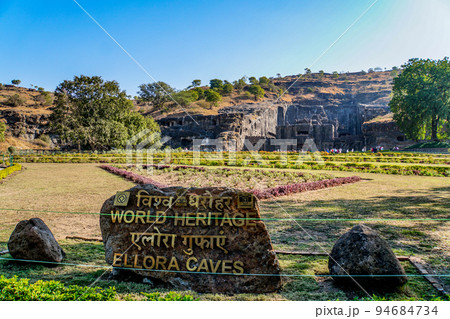 エローラ石窟群　インド　世界遺産 94684734