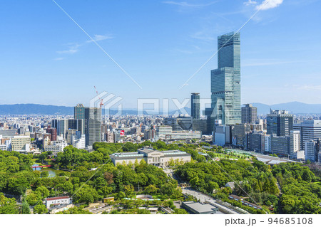あべのハルカスと天王寺周辺の街並み【2022年9月】 94685108