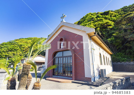 久賀島　旧五輪教会堂とカトリック五輪教会 94685383