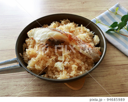 鯛めし 94685989