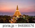 Sunset at Phra Pathom Chedi Nakhon Pathom Province, Thailand 94686076