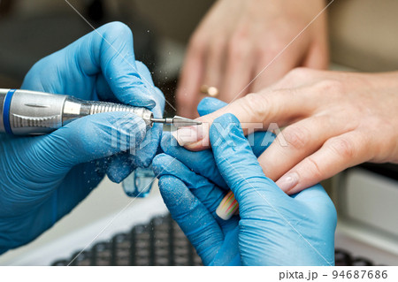Process hardware manicure 94687686