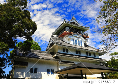 【高知県】晴天の四万十市郷土博物館（中村城跡） 94688317