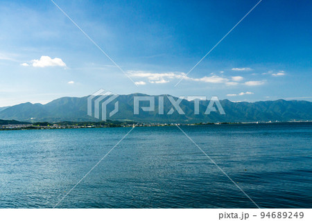 滋賀県守山市から湖西方面の眺め　夏 94689249