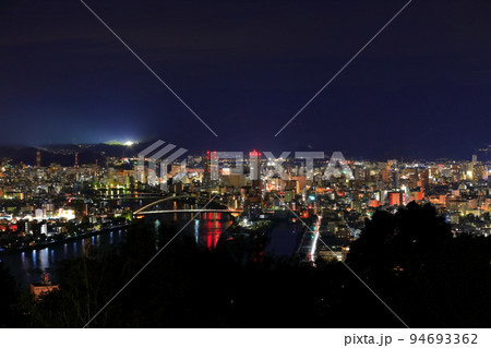 【高知県】五台山公園からの夜景（高知市街） 94693362