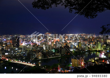 【高知県】筆山公園からの夜景（高知市街） 94693380