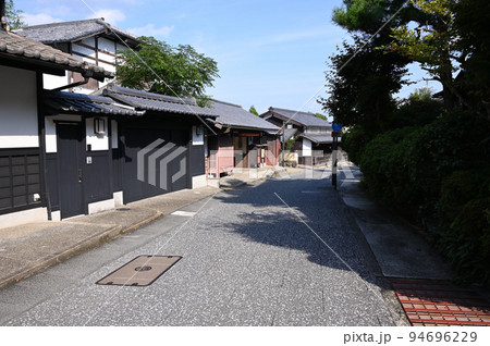 嵯峨野の石畳 94696229