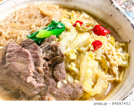 中国四川料理・酸湯肥牛(牛肉の辛酸旨煮) 中国四川料理・酸湯肥牛(牛肉の辛酸旨煮) 94697452