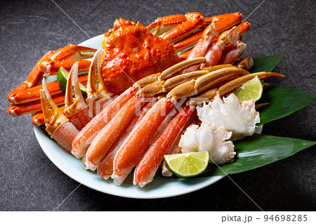 ズワイガニ　蟹　 94698285