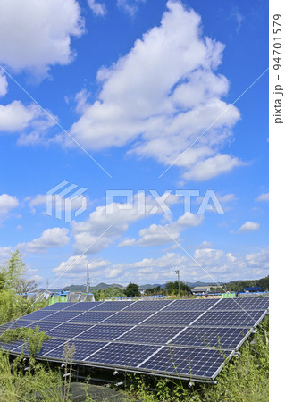 太陽光パネルと太陽光発電。 94701579