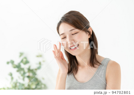 スキンケア　女性 94702801