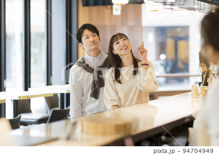 ミドル夫婦 カフェ ミドル夫婦 カフェ 94704949