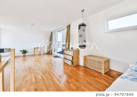 Cozy living room in a modern luxury house Cozy living room in a modern luxury house 94707840