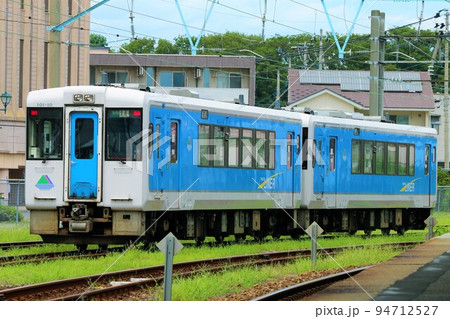 左沢線山形駅 キハ101形 左沢線山形駅 キハ101形 94712527
