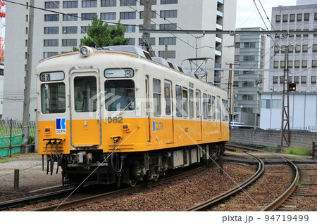 高松築港に向けて走ることでん1080形 94719499