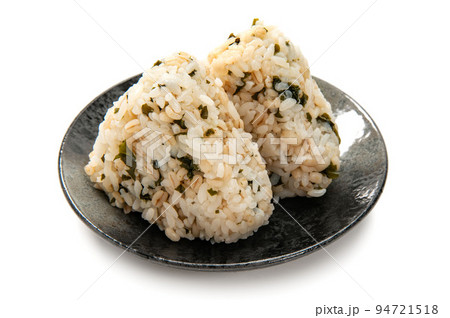 和食の三角おにぎり 94721518