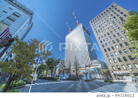 川崎駅前の都市風景　建設中の川崎市役所新本庁舎【神奈川県・川崎市】 94726012
