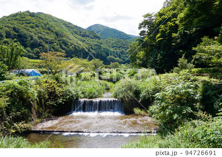 中道往還道・古関集落の風景【山梨県古関町】 中道往還道・古関集落の風景【山梨県古関町】 94726691